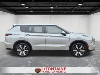 Mitsubishi Outlander 2025 AWD SE 4dr SUV