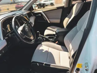 Toyota RAV4 2016 XLE 4dr SUV