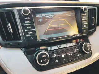 Toyota RAV4 2016 XLE 4dr SUV