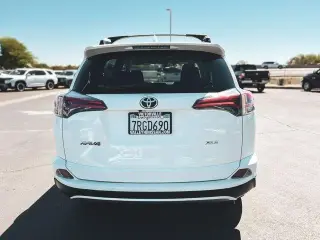 Toyota RAV4 2016 XLE 4dr SUV