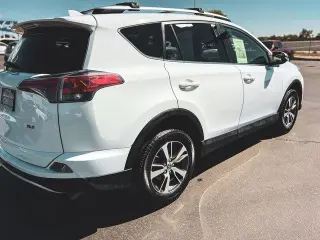 Toyota RAV4 2016 XLE 4dr SUV