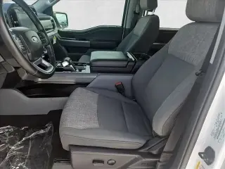 Ford F-150 Lightning 2023 AWD XLT 4dr SuperCrew 5.5 ft. SB