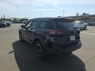 Nissan Rogue 2025 SV 4dr Crossover