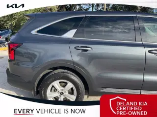Kia Sorento 2023 LX 4dr SUV