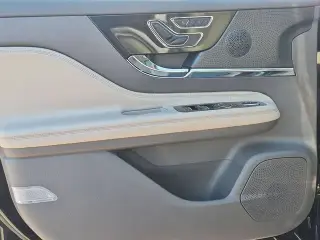 Lincoln Corsair 2024 AWD Premiere 4dr SUV