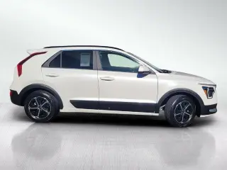 Kia Niro 2024 LX 4dr Crossover