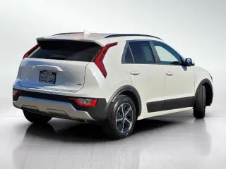 Kia Niro 2024 LX 4dr Crossover