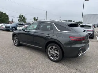 Genesis GV70 2025 AWD 2.5T Standard SUV de 4 puertas