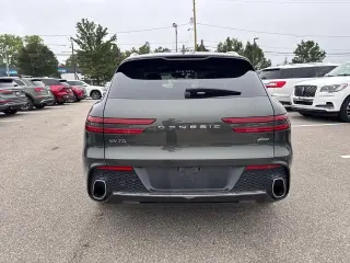 Genesis GV70 2025 AWD 2.5T Standard SUV de 4 puertas