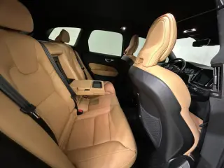 Volvo XC60 2020 AWD T5 Momentum SUV de 4 puertas