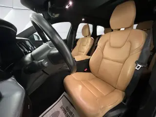 Volvo XC60 2020 AWD T5 Momentum SUV de 4 puertas