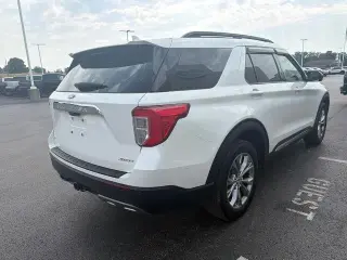 Ford Explorer 2023 AWD XLT SUV de 4 puertas