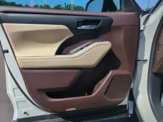Toyota Highlander 2022 XLE SUV de 4 puertas