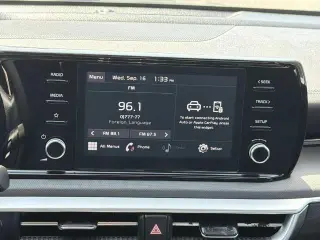 Sedán Kia K5 2022 LXS de 4 puertas