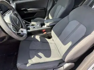 Sedán Kia K5 2022 LXS de 4 puertas