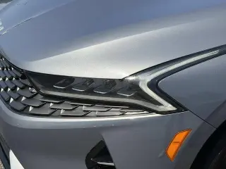 Sedán Kia K5 2022 LXS de 4 puertas