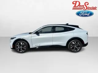 Ford Mustang Mach-E 2023 Premium SUV de 4 puertas