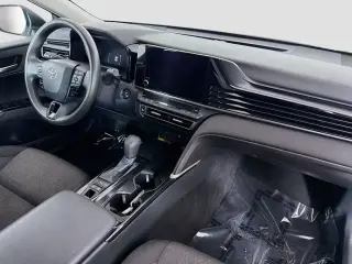 Toyota Camry 2025 Sedán de 4 puertas LE