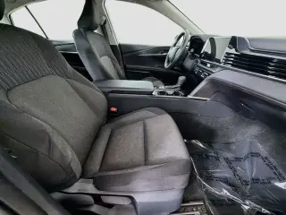 Toyota Camry 2025 Sedán de 4 puertas LE