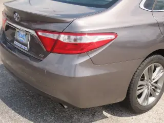 Toyota Camry 2016 SE sedán de 4 puertas