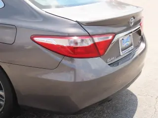 Toyota Camry 2016 SE sedán de 4 puertas