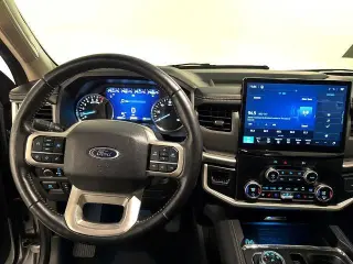 Ford Expedition 2024 4x2 XLT SUV de 4 puertas