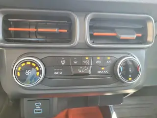 Ford Maverick 2023 XL 4dr SuperCrew 4.5 ft. SB