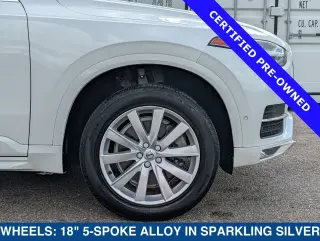 Volvo XC90 2018 T5 Momentum SUV de 4 puertas y 7 pasajeros