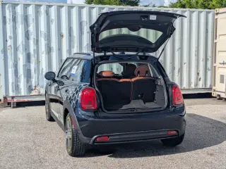 MINI Hardtop 2 Puertas 2024 Cooper SE Hatchback de 3 puertas