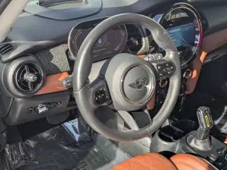 MINI Hardtop 2 Puertas 2024 Cooper SE Hatchback de 3 puertas