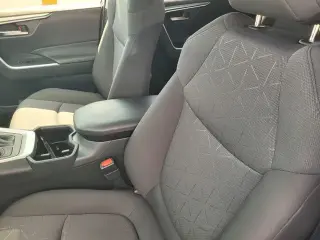 Toyota RAV4 Híbrido 2024 AWD XLE SUV de 4 puertas