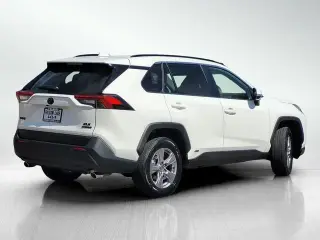 Toyota RAV4 Híbrido 2024 AWD XLE SUV de 4 puertas