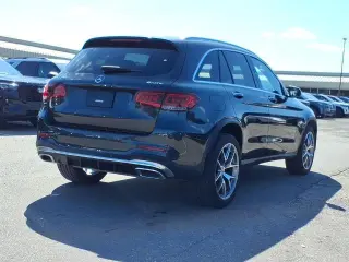 Mercedes-Benz GLC 2022 AWD GLC 300 4MATIC 4dr SUV
