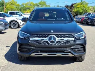 Mercedes-Benz GLC 2022 AWD GLC 300 4MATIC 4dr SUV