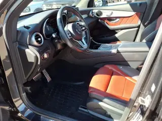 Mercedes-Benz GLC 2022 AWD GLC 300 4MATIC 4dr SUV