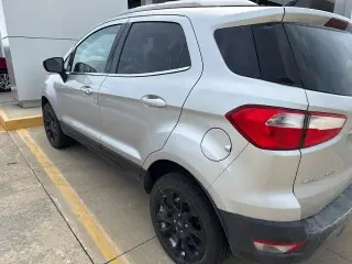 Ford EcoSport 2018 AWD Titanium Crossover de 4 puertas