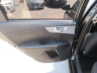 Kia Forte 2024 Sedán de 4 puertas LX