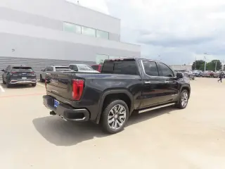 GMC Sierra 1500 2023 4x4 Denali 4p Cabillara Crew 5.8 ft. CB