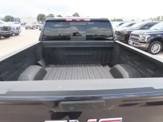 GMC Sierra 1500 2023 4x4 Denali 4p Cabillara Crew 5.8 ft. CB