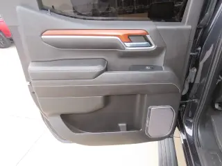 GMC Sierra 1500 2023 4x4 Denali 4p Cabillara Crew 5.8 ft. CB