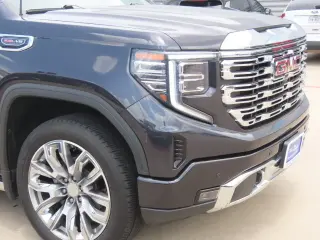 GMC Sierra 1500 2023 4x4 Denali 4p Cabillara Crew 5.8 ft. CB
