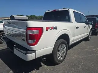 Ford F-150 2022 4x4 Platinum 4 puertas SuperCrew 5.5 pies SB