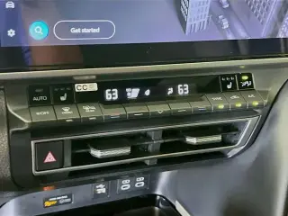 Toyota Camry 2025 SE Sedán de 4 puertas