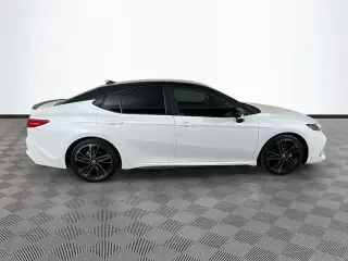 Toyota Camry 2025 SE Sedán de 4 puertas