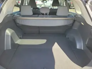 Toyota RAV4 2025 XLE SUV de 4 puertas