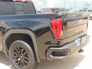 GMC Sierra 1500 2019 4x2 SLT 4dr Crew Cab 5.8 ft. SB