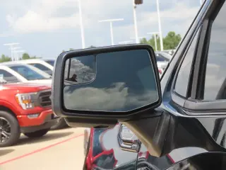 GMC Sierra 1500 2019 4x2 SLT 4dr Crew Cab 5.8 ft. SB