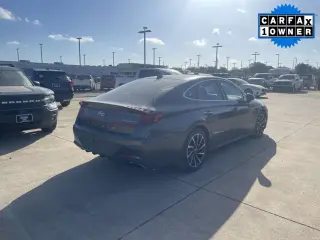 Hyundai SONATA 2023 Limited 4dr Sedán