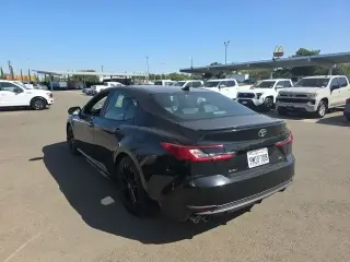 Toyota Camry 2025 SE 4dr Sedán