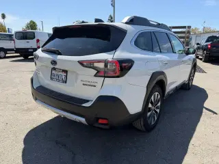 Subaru Outback 2024 AWD Touring XT 4dr Crossover